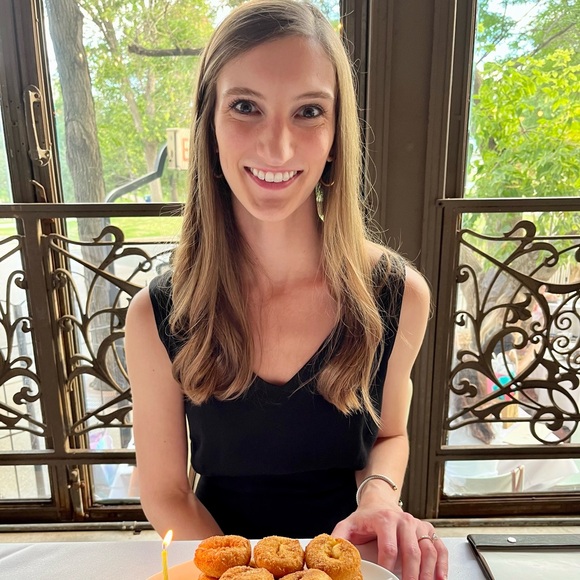 Meet your Posher, Madeline - Picture 1 of 1